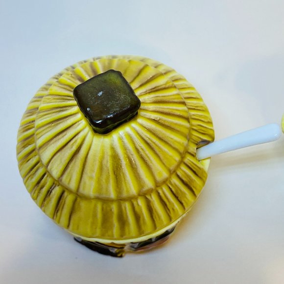 Vintage Straw Tiki Hut Ceramic Creamer & Sugar Bowl with Spoon - Picture 4 of 7